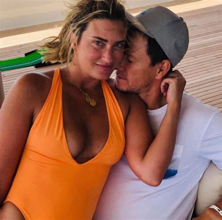 Divorce, Children, Net Worth & More