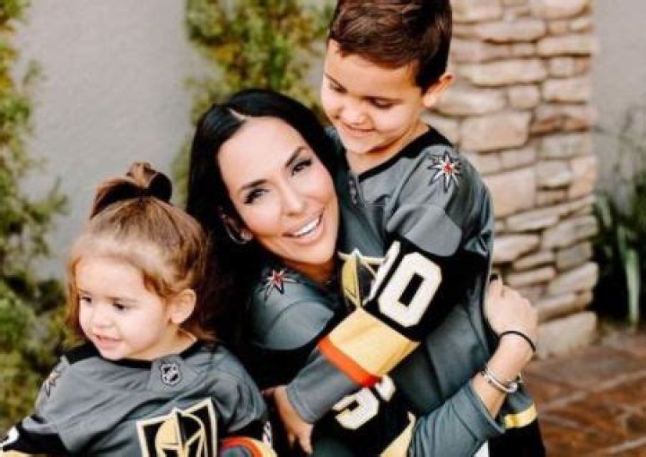 Donya Lehner, wife of NHL player, Robin Lehner shares two kids with her spouse!