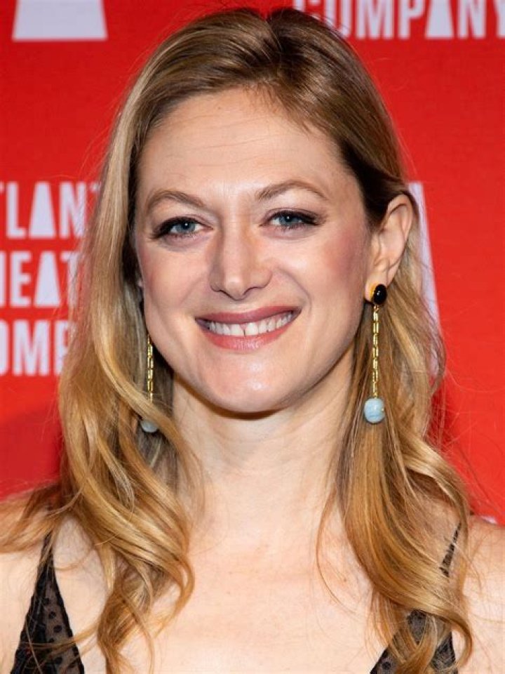 Is American actress, Marin Ireland married or single?