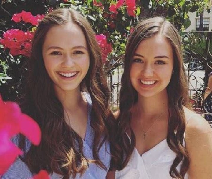 Olivia Sanabia elder sister Savannah Sanabia is dating her high school friend Matthew Buck.